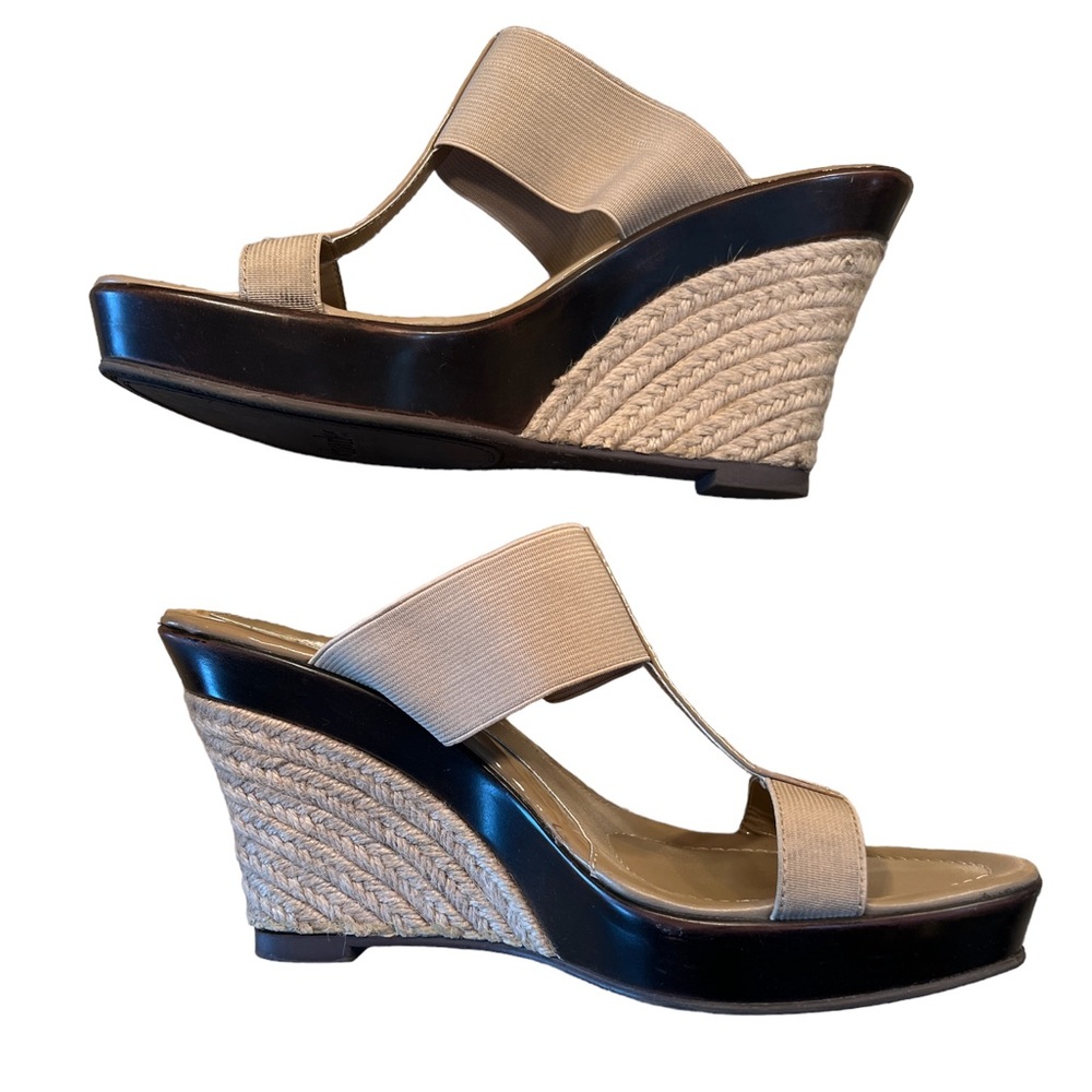Charles David Tickle Camel Stretch Wedges - Size 9